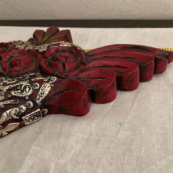 Mexican hand carved heart with little silver miracles charms - Picture 6 of 6